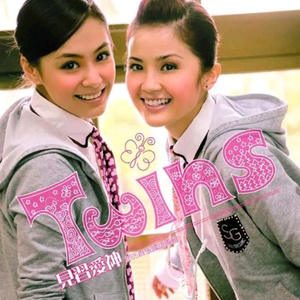 亚洲女人拳交高潮
